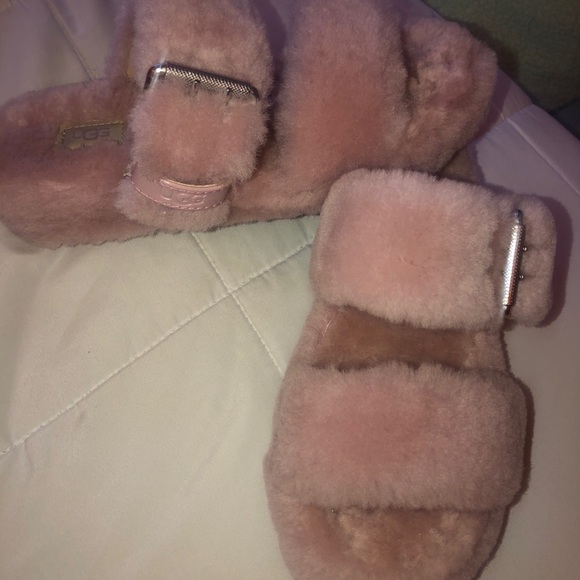 Ugg’s - Picture 2 of 8